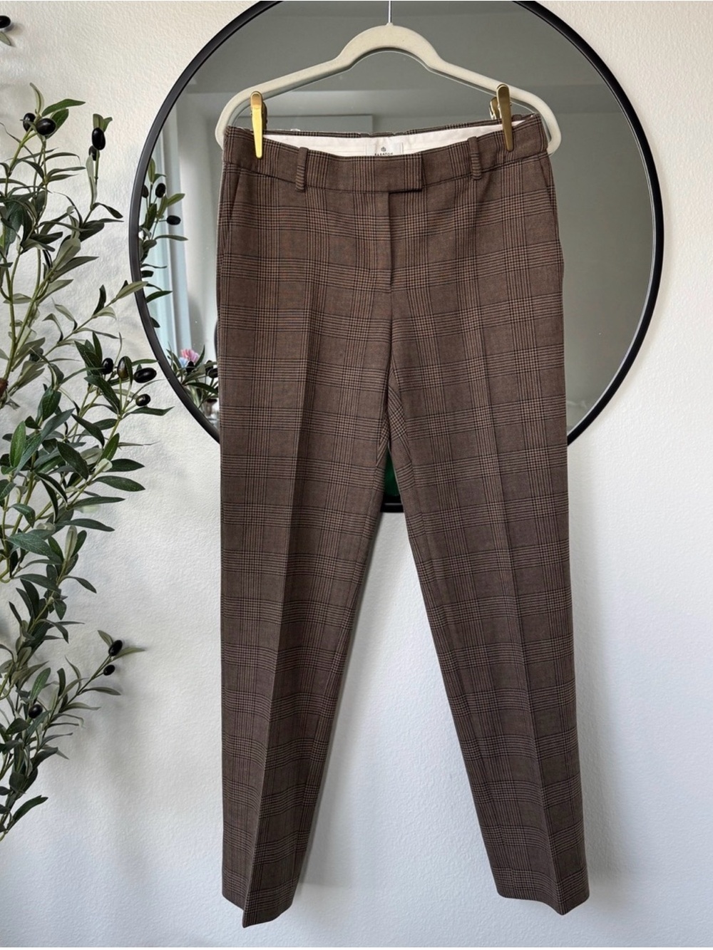 Aritzia Babaton The Effortless Brown Taupe Plaid Tailored Trousers 10